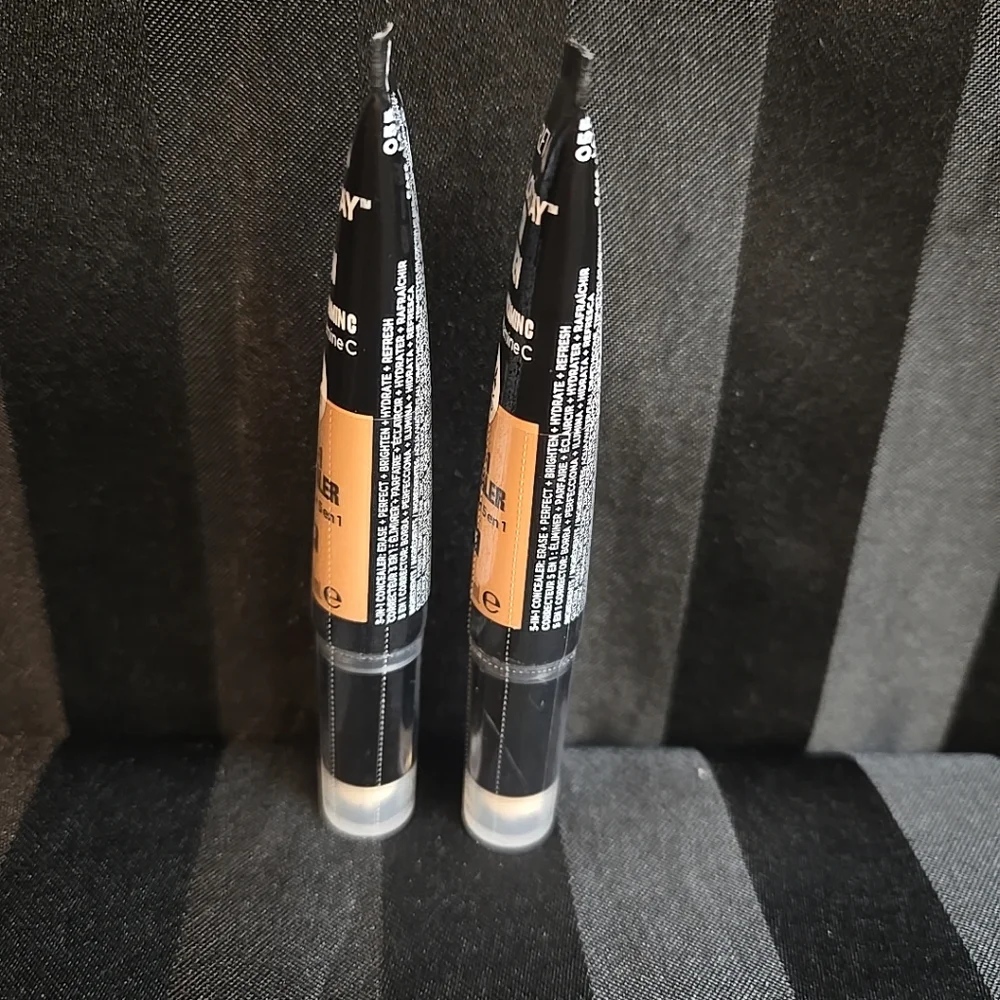 2pc Lot Revlon Colorstay Skin Awaken 24HRS 5 In 1 Concealer #055 Latte